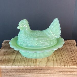 Mosser Jadeite hen on nest